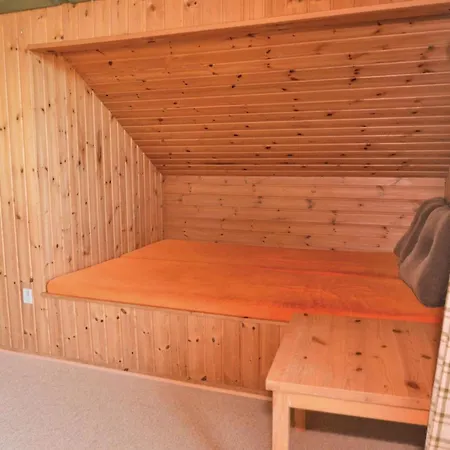 3 Bedroom Pet Friendly In