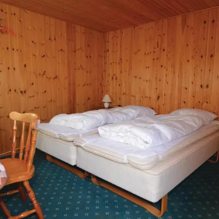 Holiday home 3 Bedroom Pet Friendly In *
